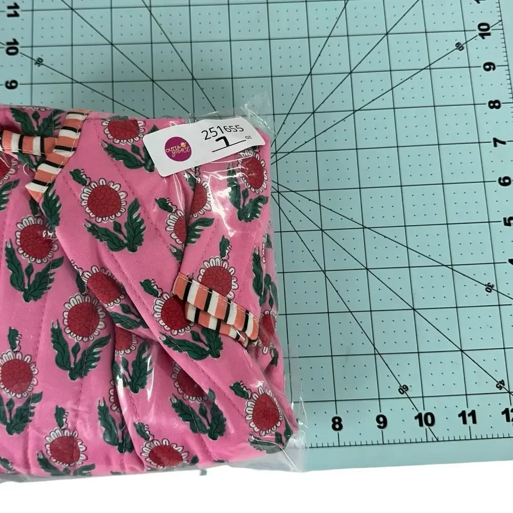 Womens Vest Size Medium Pink Floral Retro Quilt Look Unique Fun Flowers Casual - Picture 8 of 8